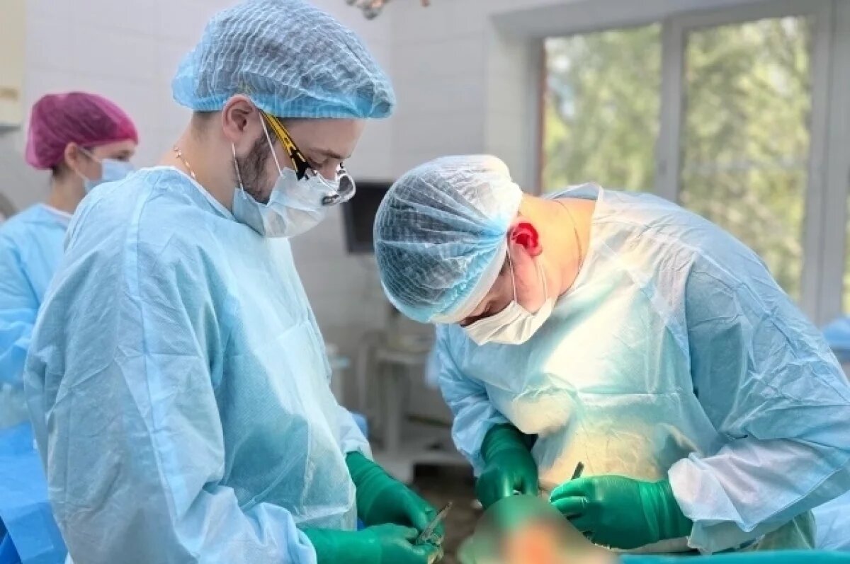    В Ижевске прооперировали мужчину, руку которого затянуло в фрезерный станок