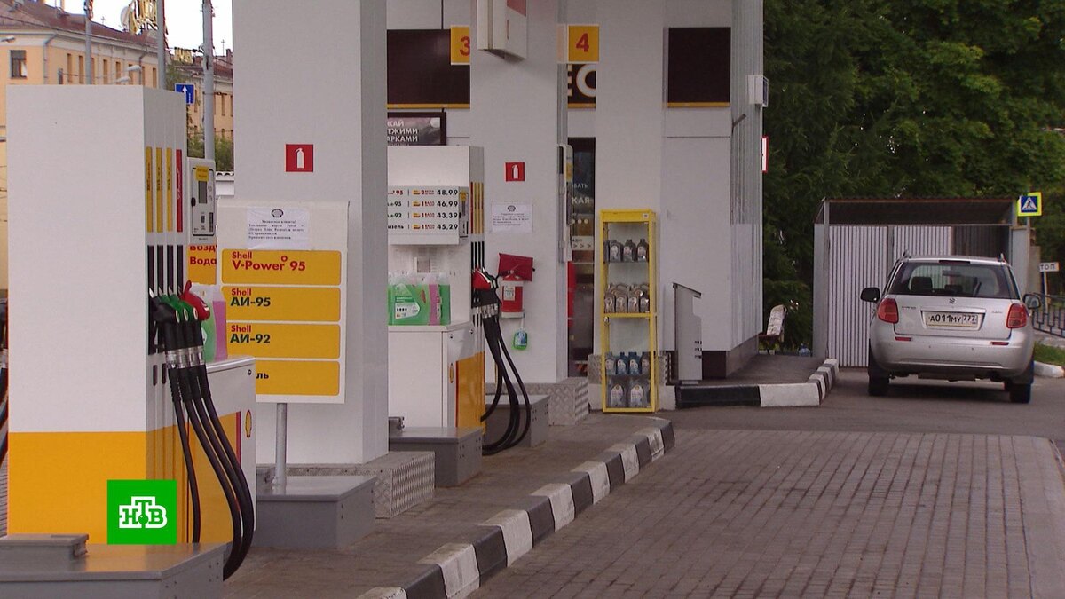    В России собираются снова ввести полный запрет на экспорт бензина