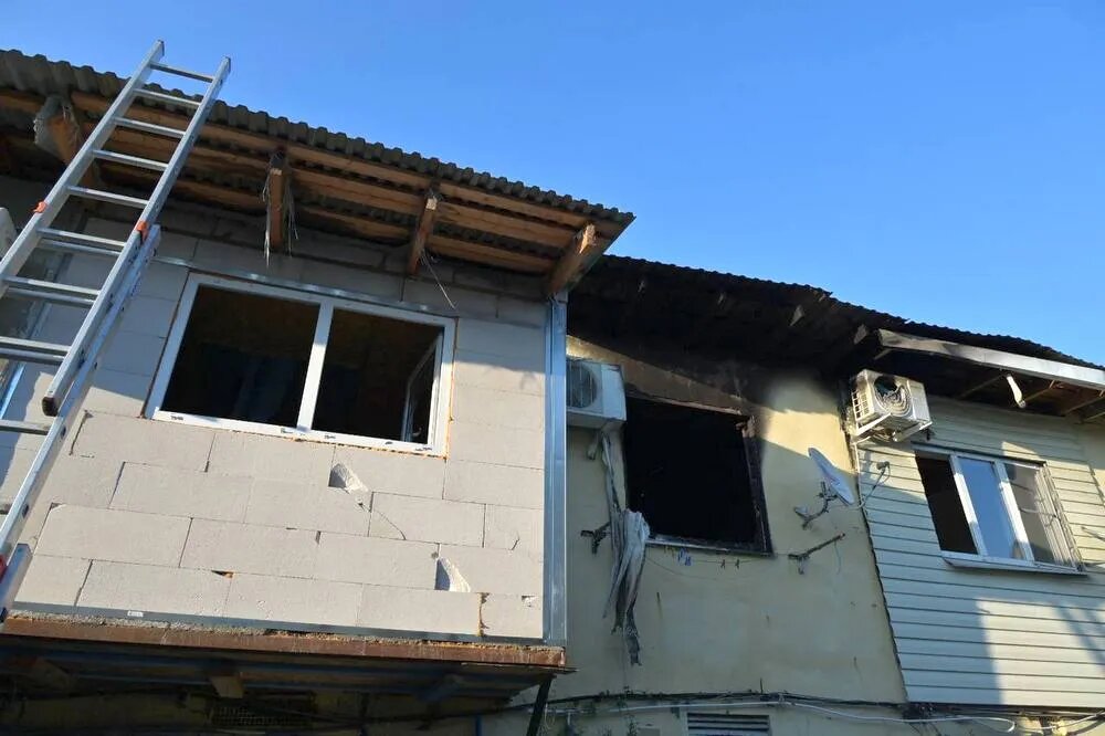 Последствия атаки БПЛА на Сириус в конце июля / Фото: телеграм-канал Андрея Прошунина.