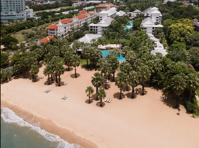 Отель Ravindra Beach Resort &amp; Spa 5*