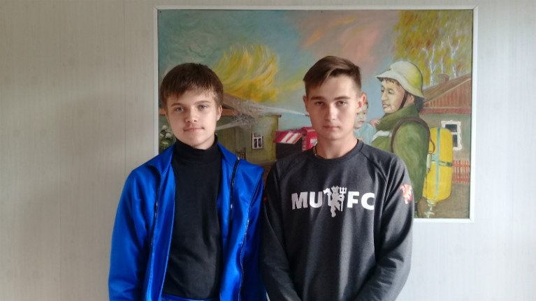  Артём Молоканов (на фото справа)