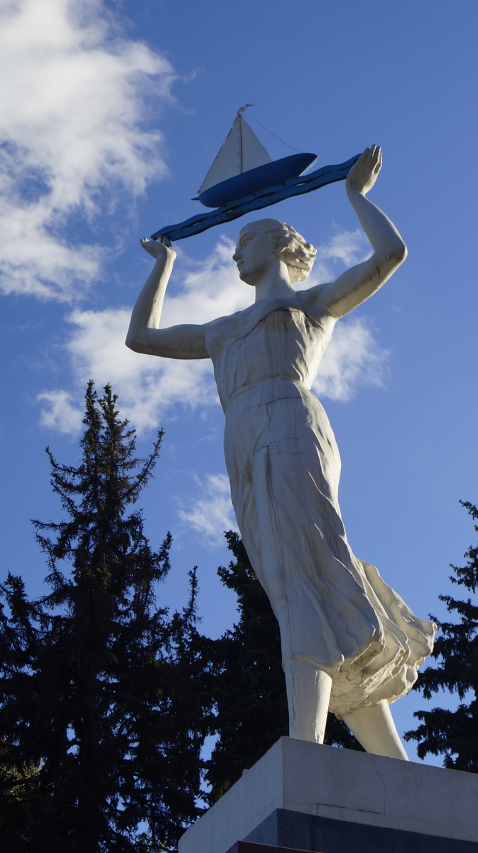 Скульптура "Водный путь"