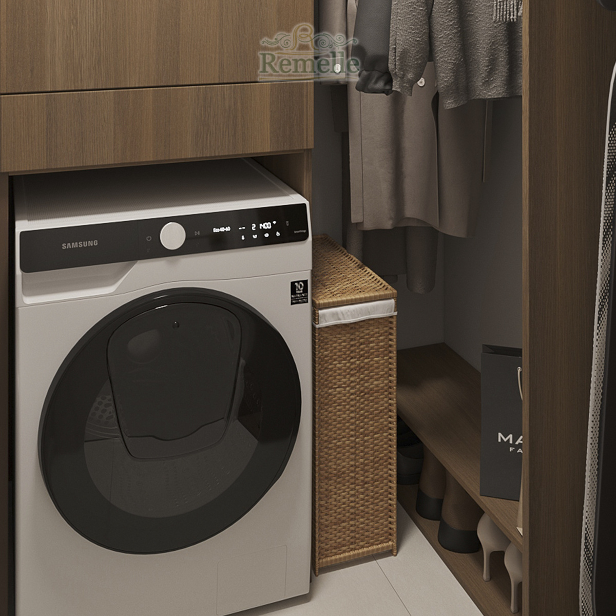 Может располагаться в гардеробной комнате