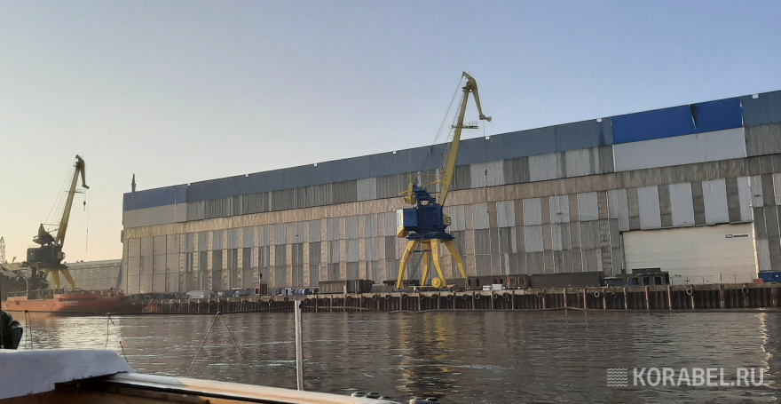 Достроечная стенка Невского судостроительного завода / Фото: Корабел.ру  📷
