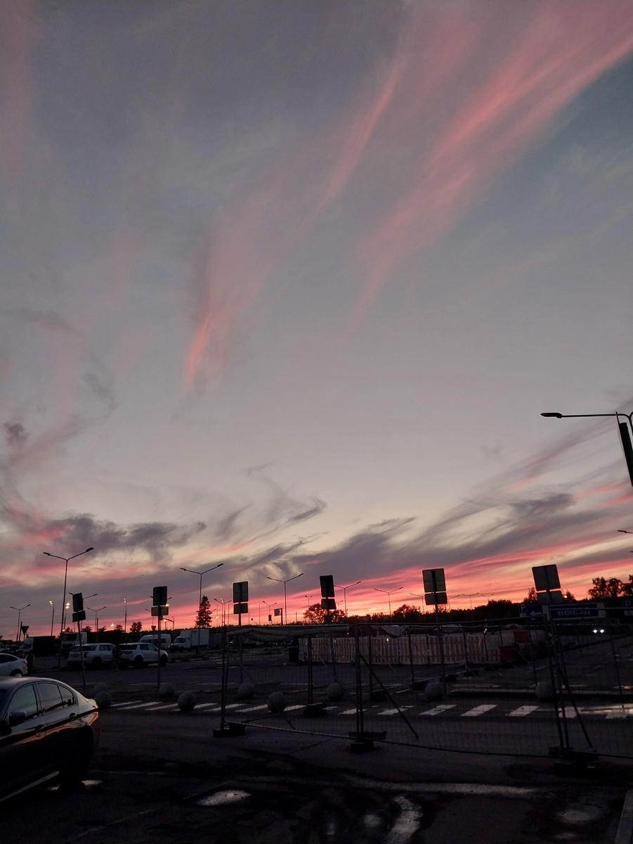 Химки в районе Меги