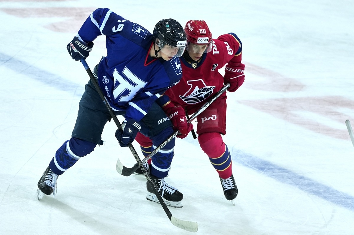    Контрольные матчи торпедовцы проводят в новой форме