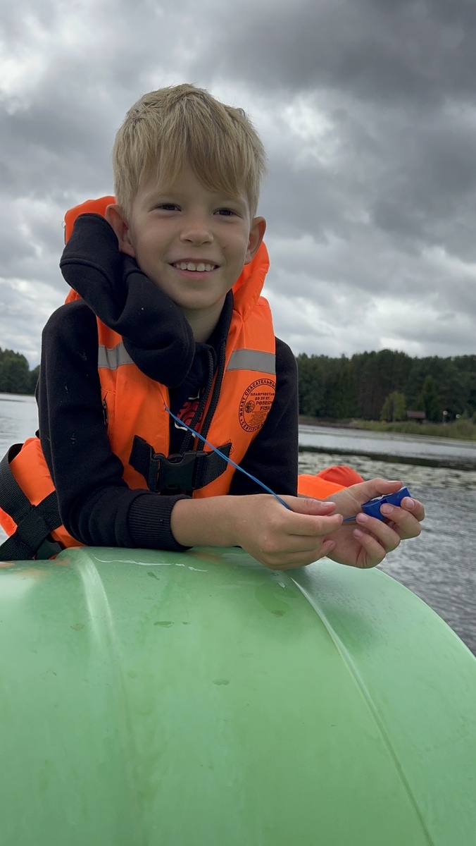 Егор готовится свистеть, потому что у нас отказал руль 😅