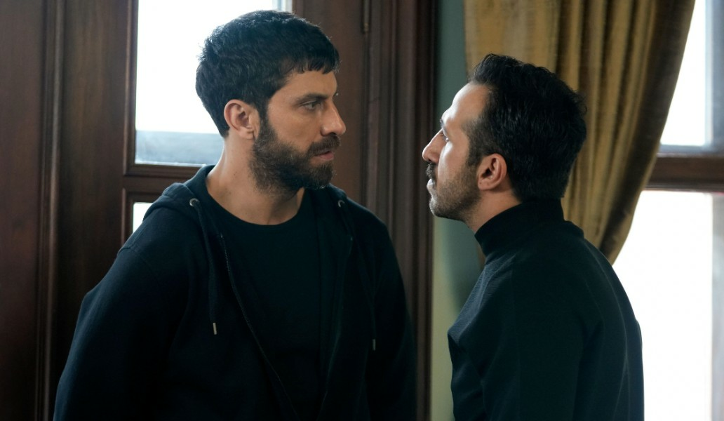 Кадр из сериала "Зимородок"