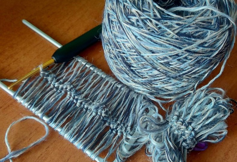 Вилочное вязание: основы и модели