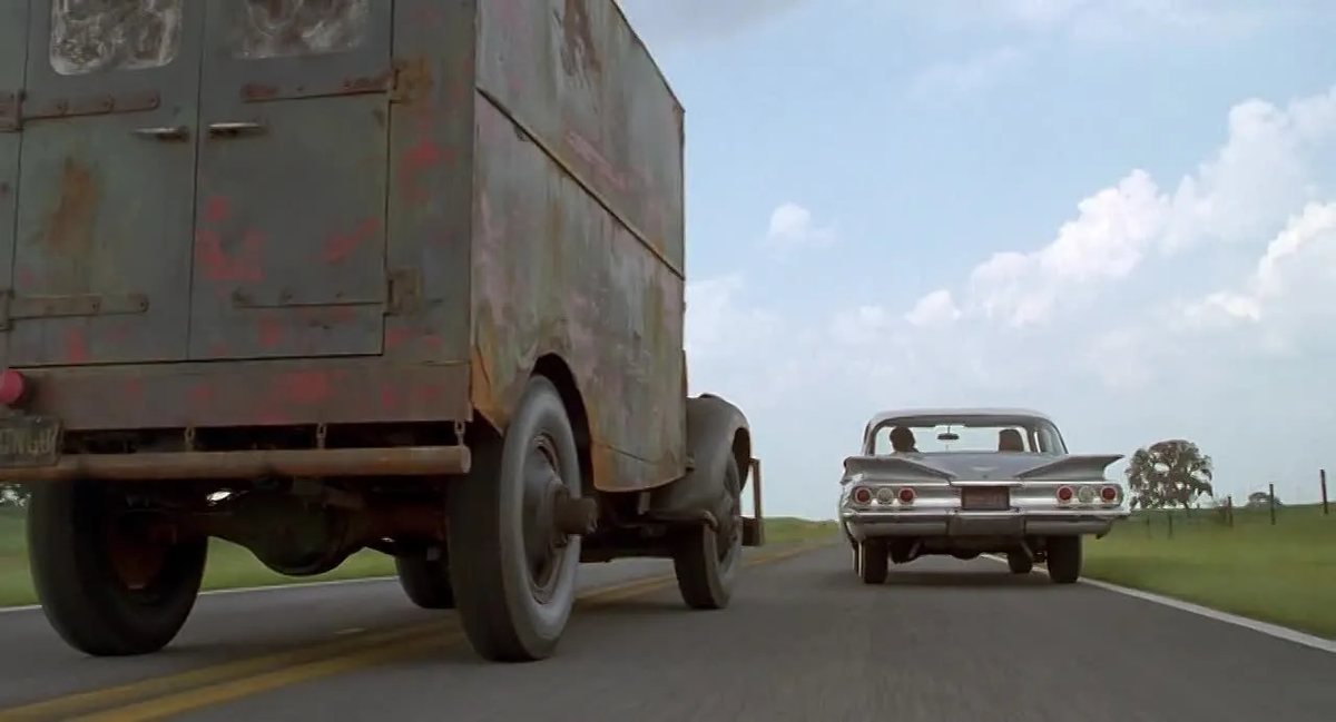 Первая часть легендарного ужастика