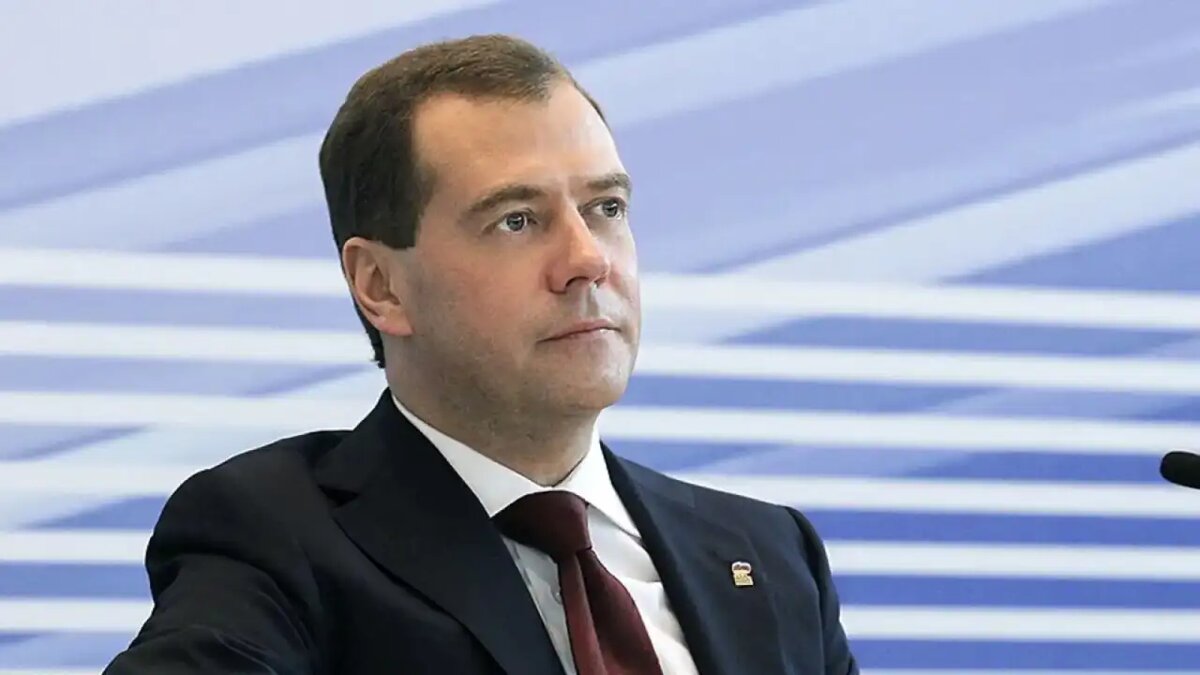    Заместитель председателя Совета безопасности РФ Дмитрий Медведев.