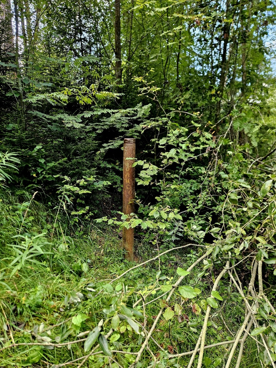 Вентиляционная труба бывшего бункера под горой Парнас.