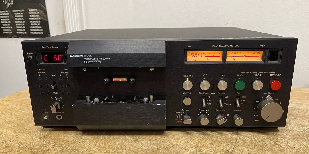 Очень редкий и дорогой магнитофон из Норвегии — «TANDBERG TCD-910»