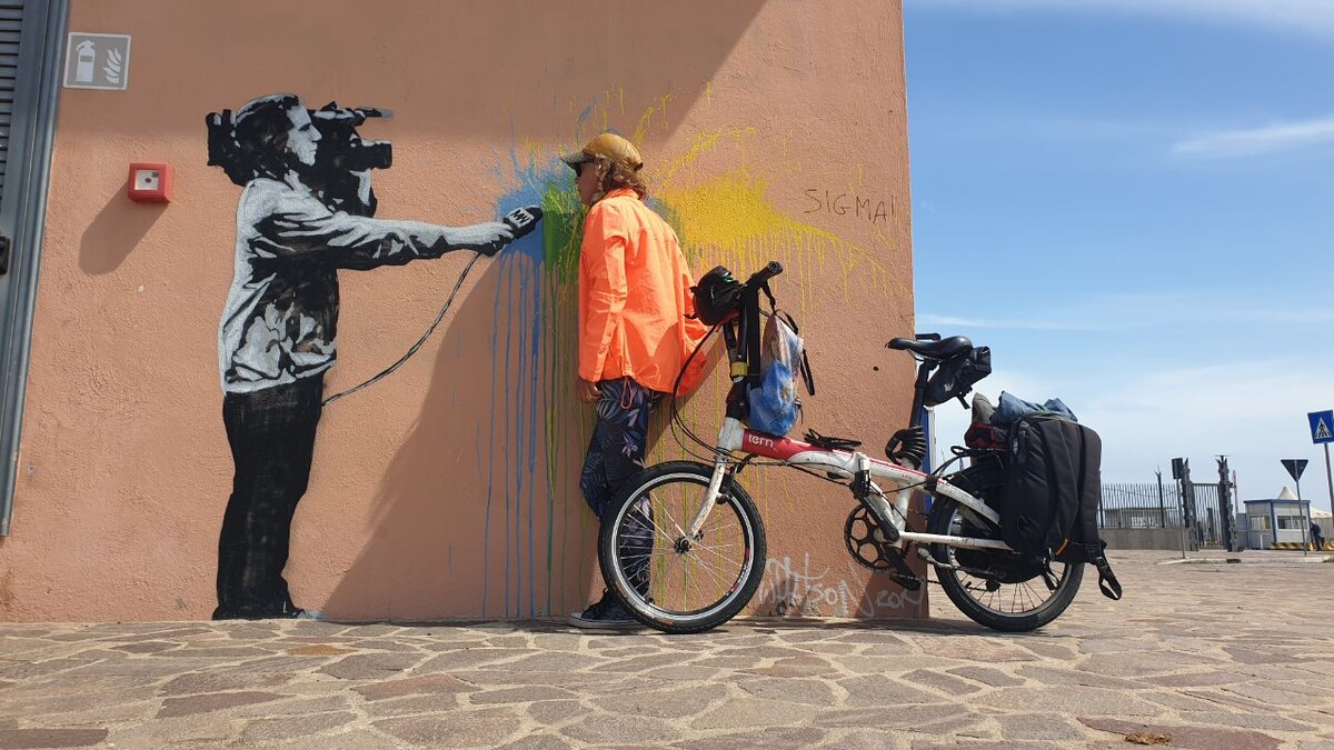  Будет интересно, если вы станете отгадывать страны, где сделано фото