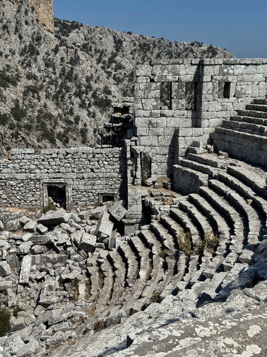 театр древнего города Термессос