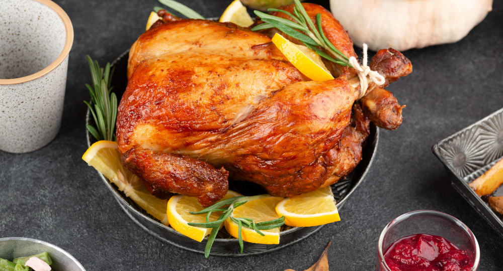 Как запечь курицу в духовке: Секреты сочности и румяной корочки