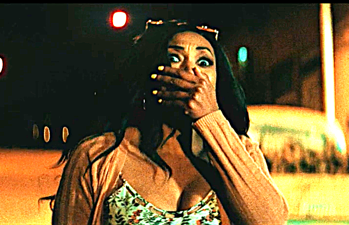 Это Эрика, её сейчас похитят