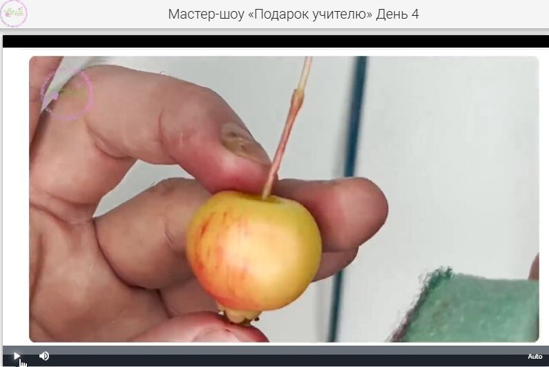 Но как его оживляет немного розовай масляной краски.