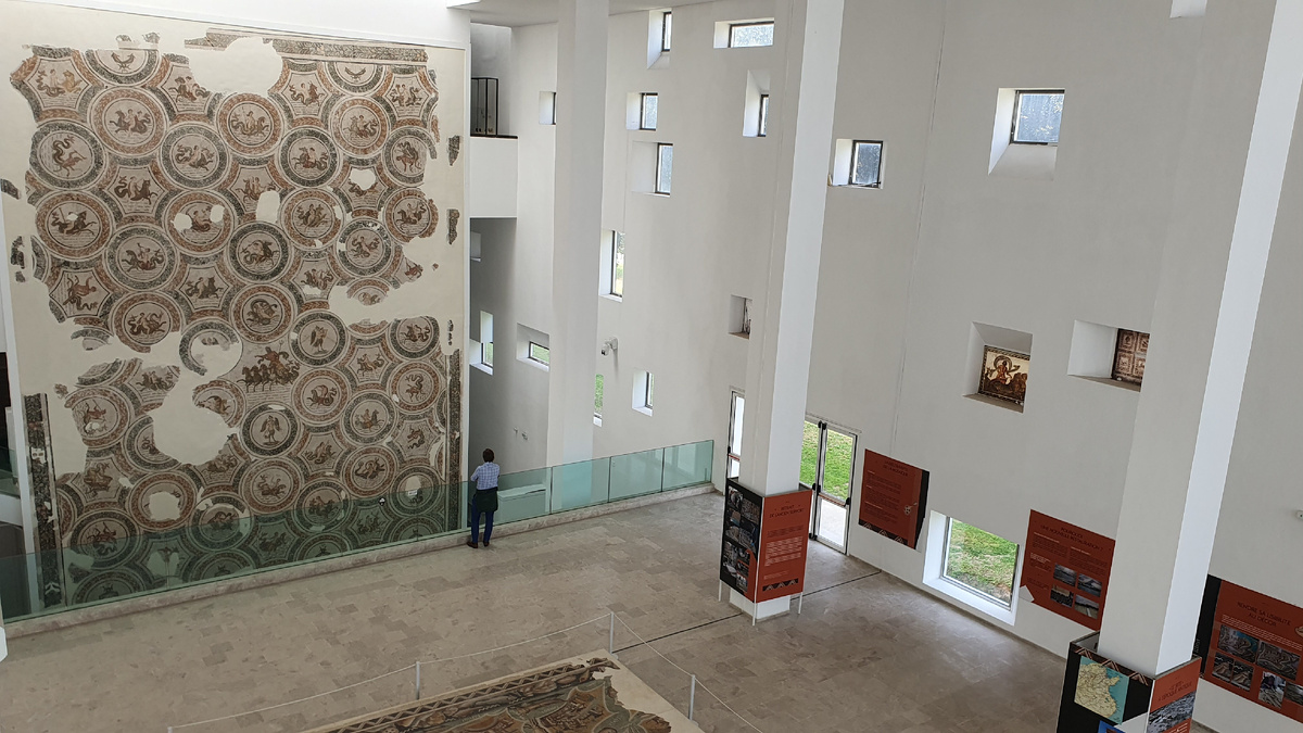 Главный холл, вид сверху