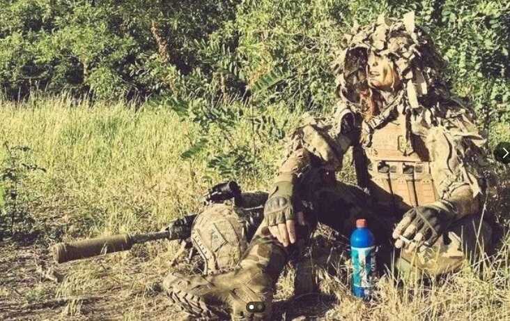    Британская снайперша Фрея Фото: Соцсети