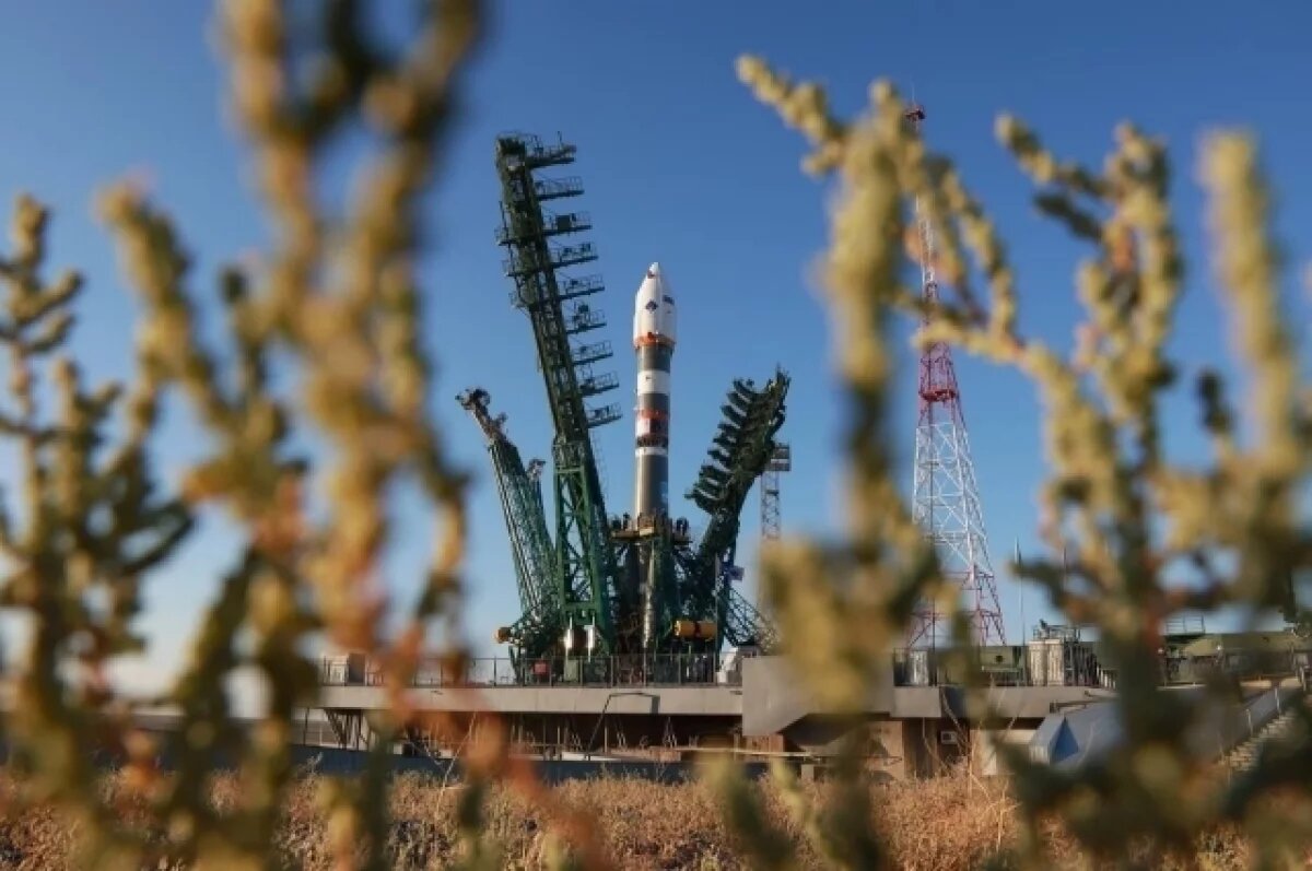    В космос отправилась ракета с символикой ВЭФ - Союз-2.1б