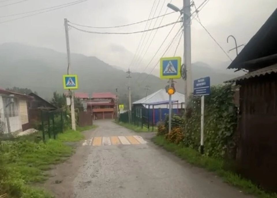    Пешеходный переход, который удивил Казанского. Источник: Скриншот видео telegram-канала Дениса Казанского