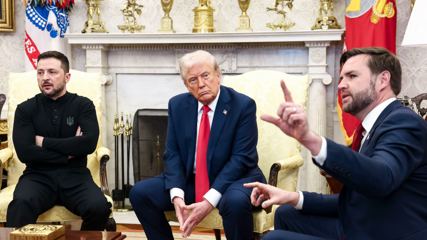    Фото: www.globallookpress.com/Jim LoScalzo - Pool via CNP