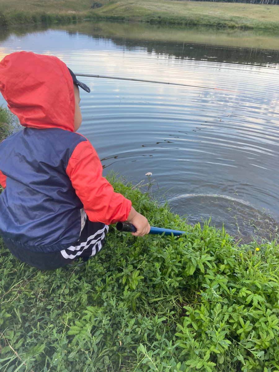 С сыном на рыбалке