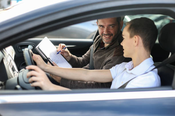     Бензин или электро: на какой машине лучше учиться вождению