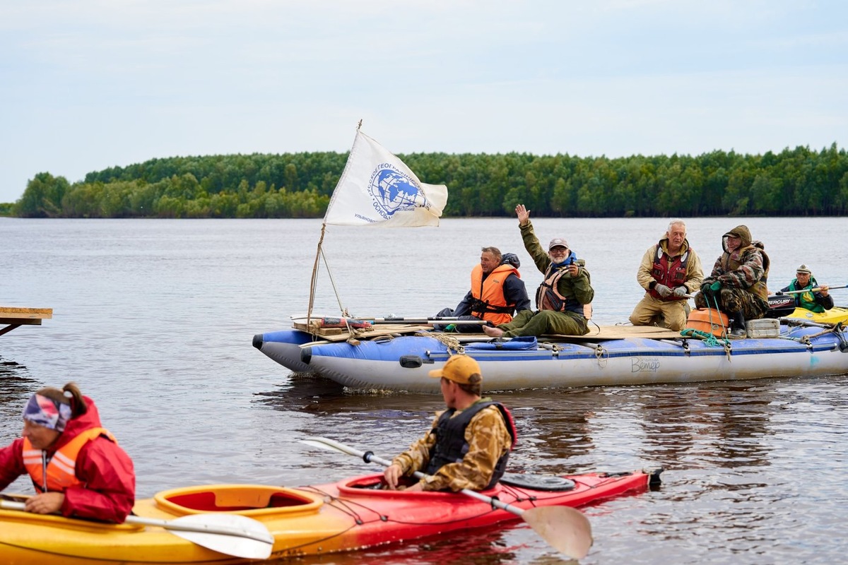    По Иртышу на каяке