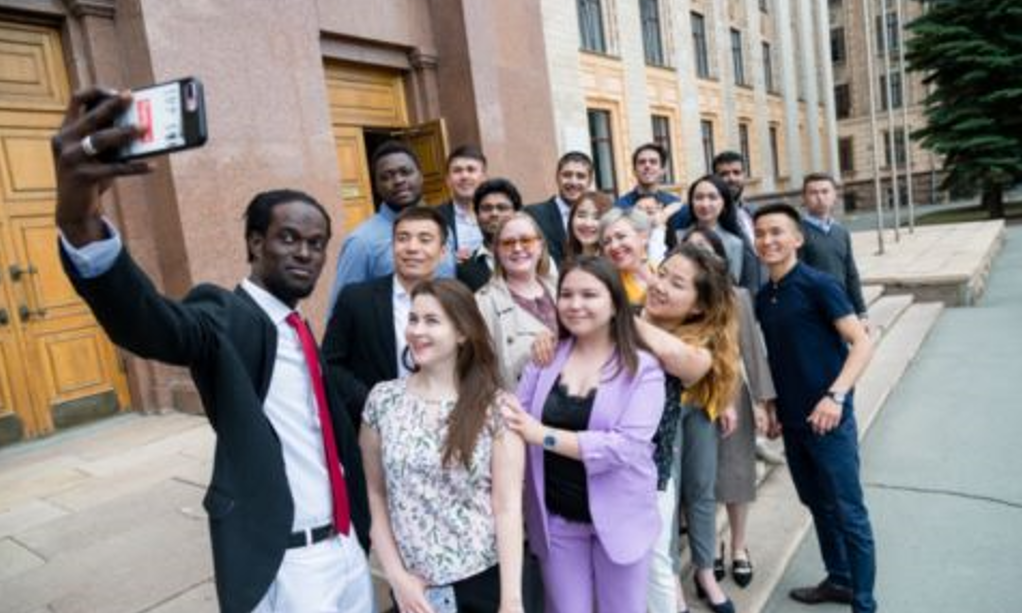 https://www.susu.ru/ru/news/2020/10/01/associaciya-inostrannyh-studentov-zapuskaet-videoproekt