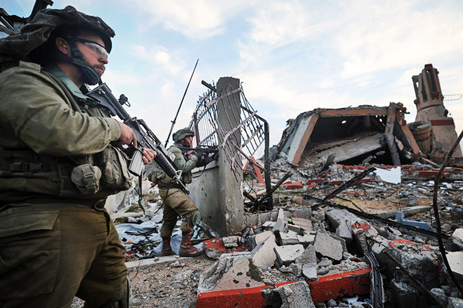    © ATEF SAFADI/EPA/ТАСС