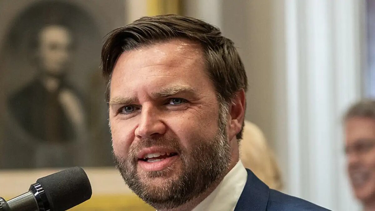    Джей Ди Вэнс