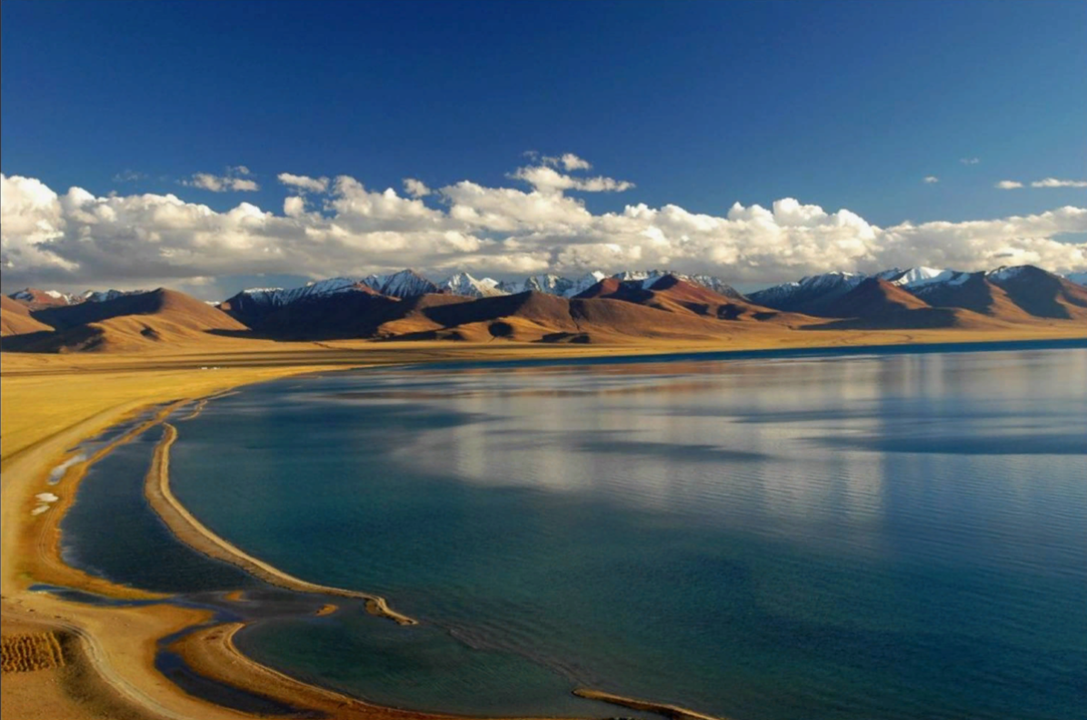 Тишина на поверхности говорит о том, что на дне плавают тихо 