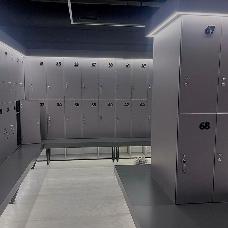 Раздевалка))