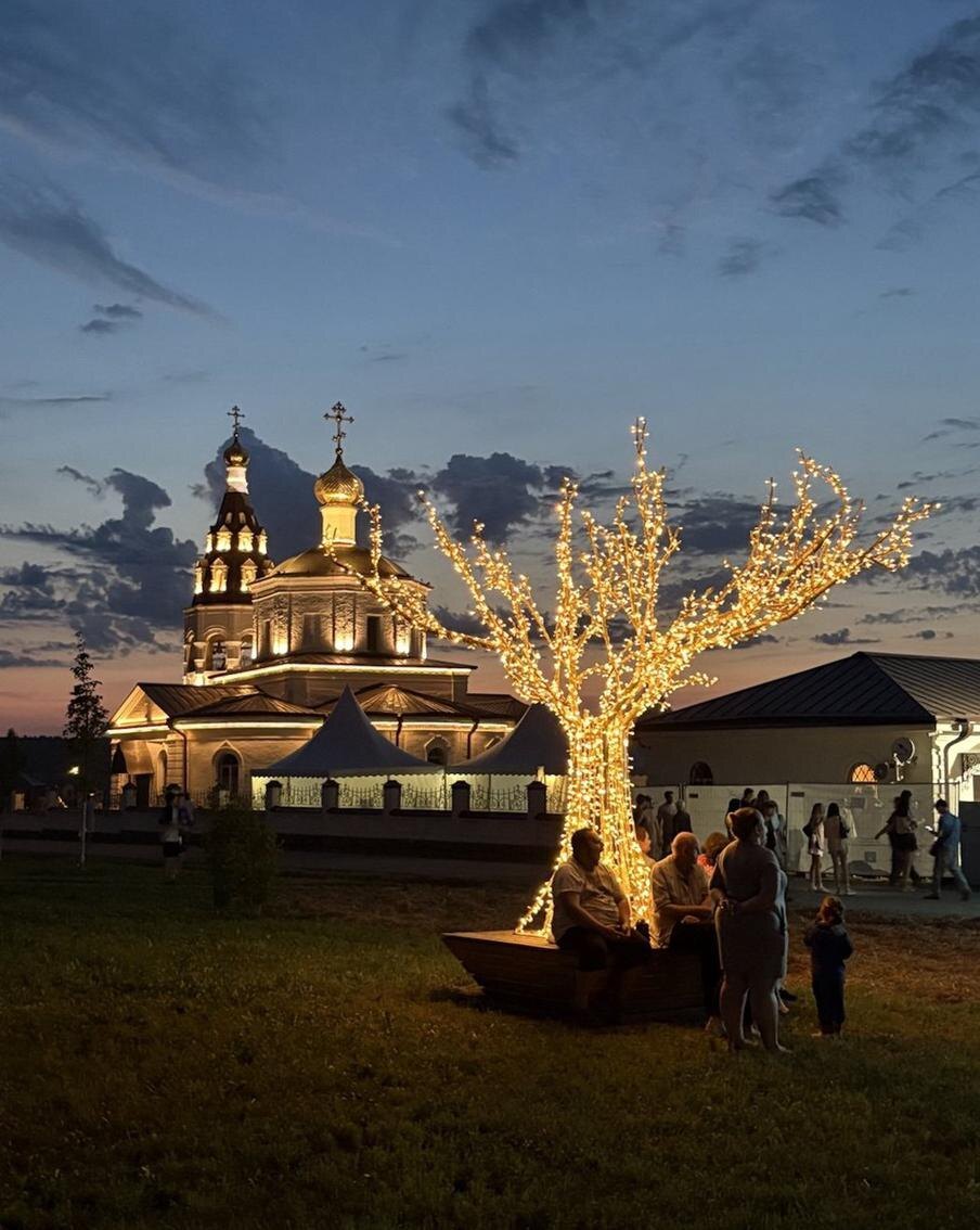 Храм в селе Губино вечером.@Юлия Щедрова