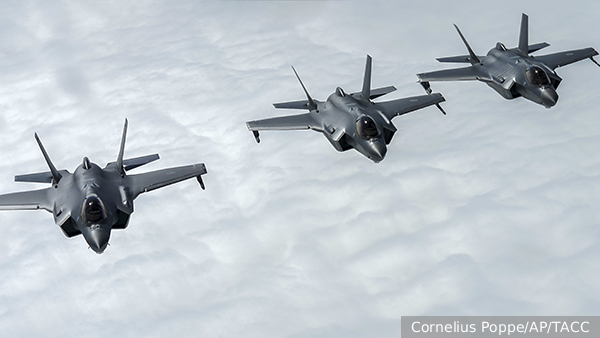     Фото: Cornelius Poppe/AP/ТАСС   
 Текст: Ирма Каплан