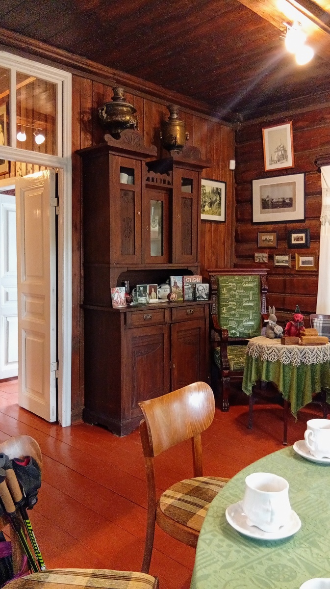"Дом урядника", внутреннее убранство. Фото из личного архива автора.