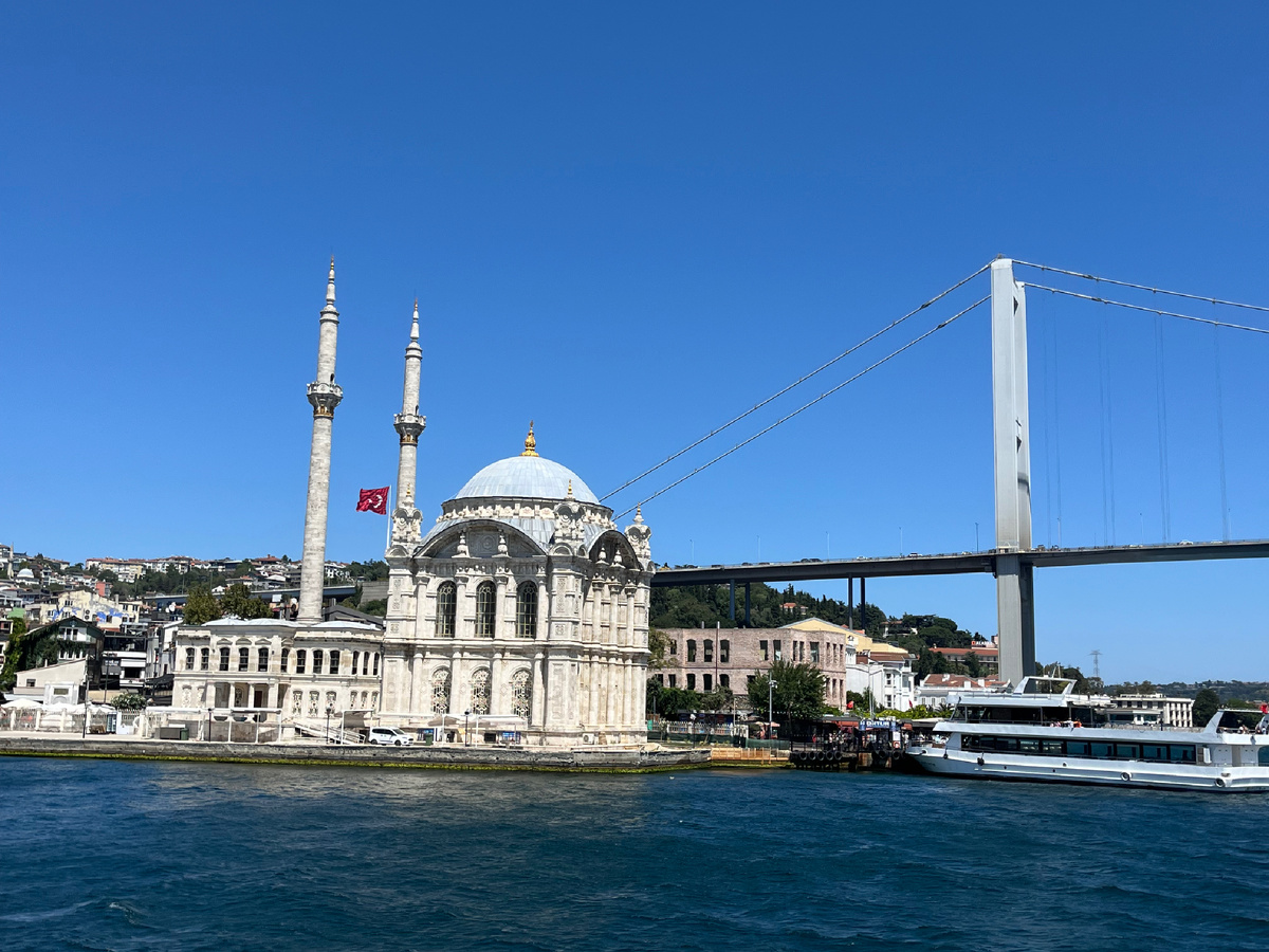 Увидела с пролива