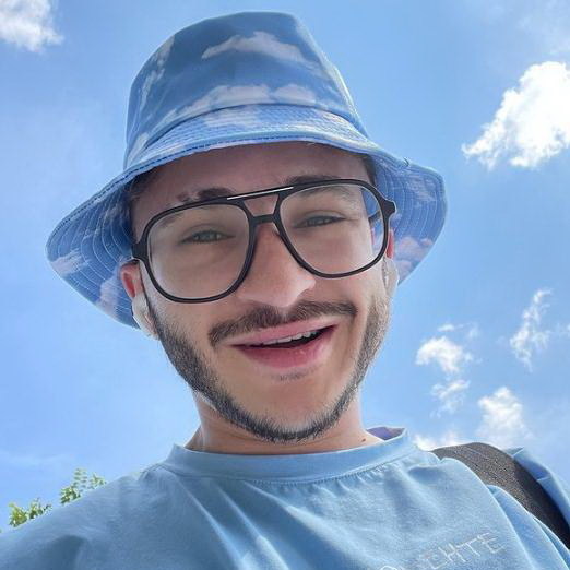     Выступление Эльдара Джарахова на Алтае отменено из-за жалоб активистов