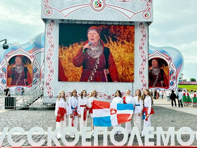 Народный коллектив Театр моды и пластики CRAZY получил диплом на фестивале и стал лауреатом специальной премии жюри