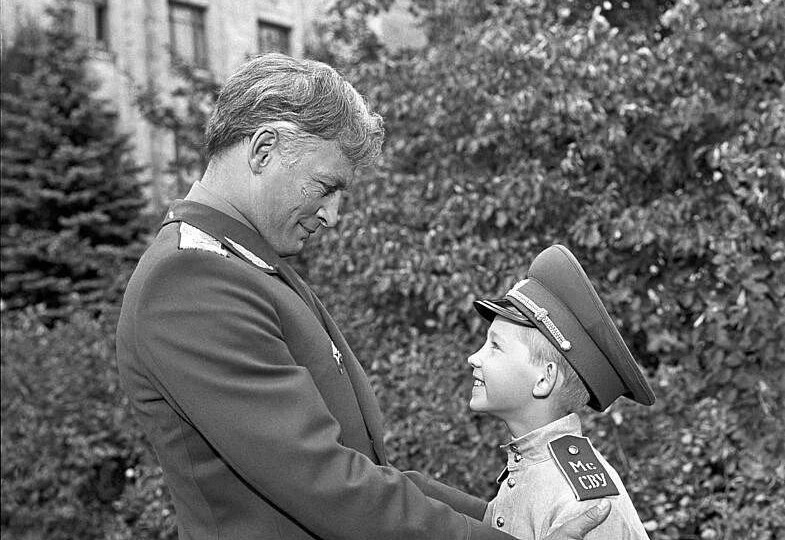 С Днем офицера России!