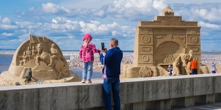    Алёна Бобрович