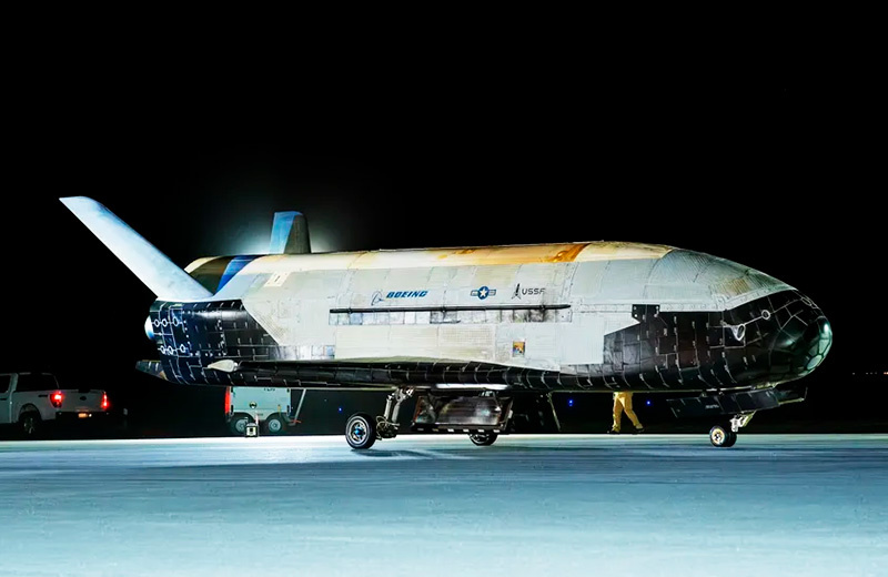 Секретный космоплан X-37B испытывает новые технологии на орбите: что известно о миссии