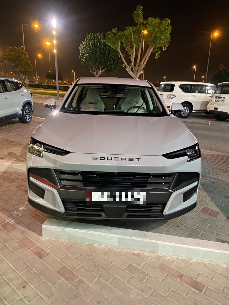 Вид спереди