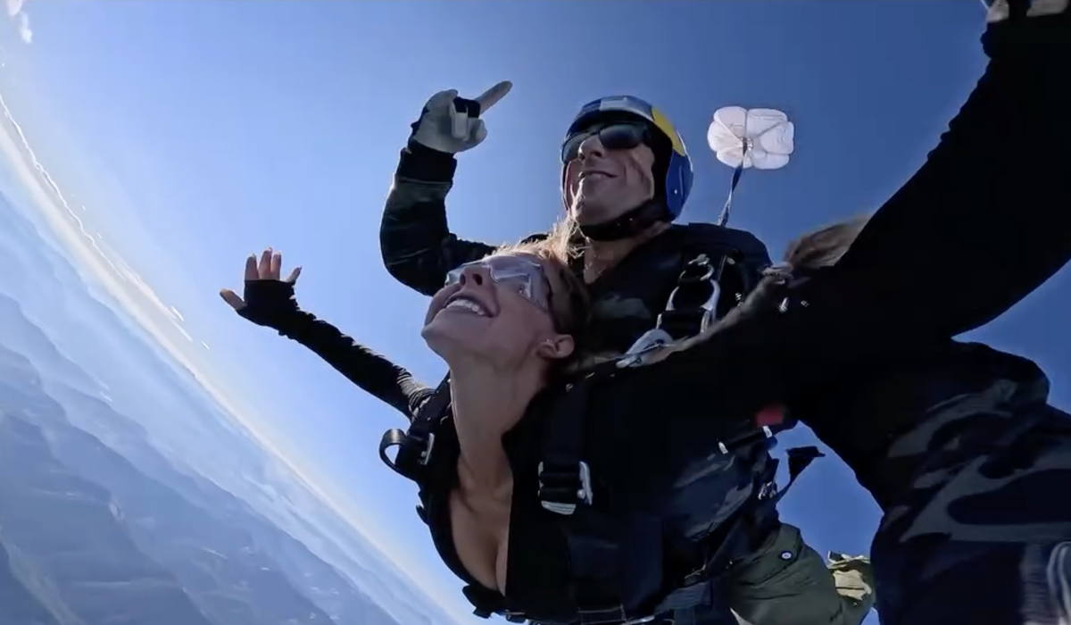 Сидни Суини с инструктором