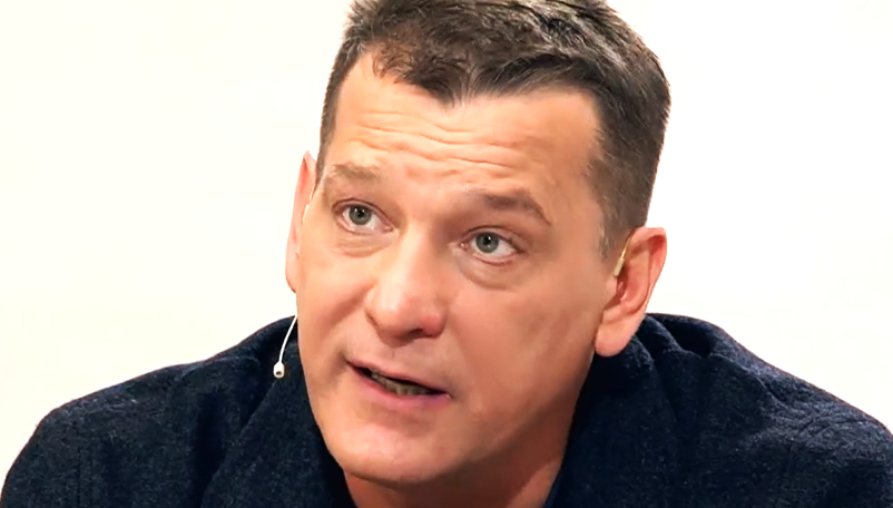 на фото Ярослав Бойко 