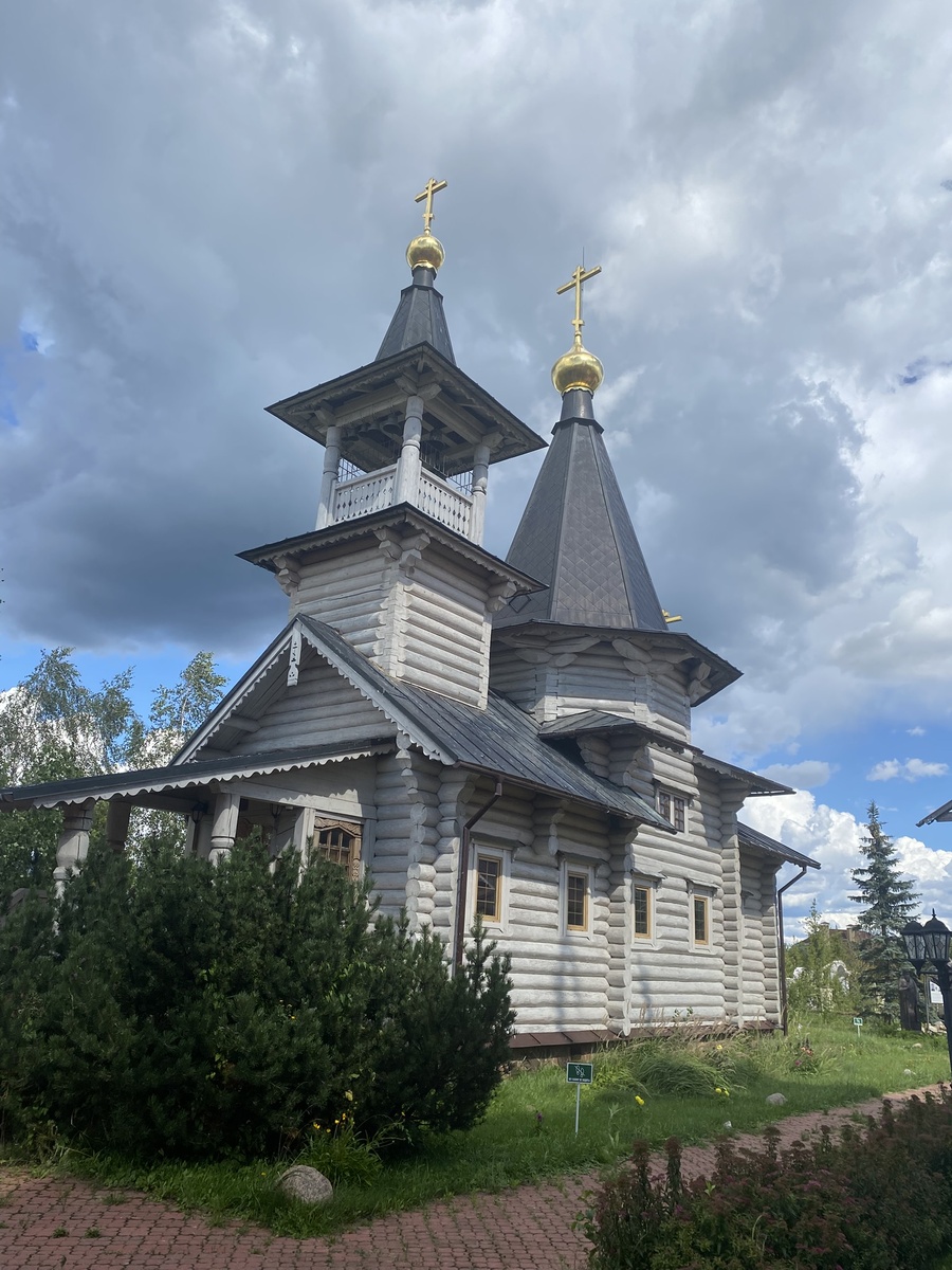 Бушарино. Церковь Михаила Архангела.