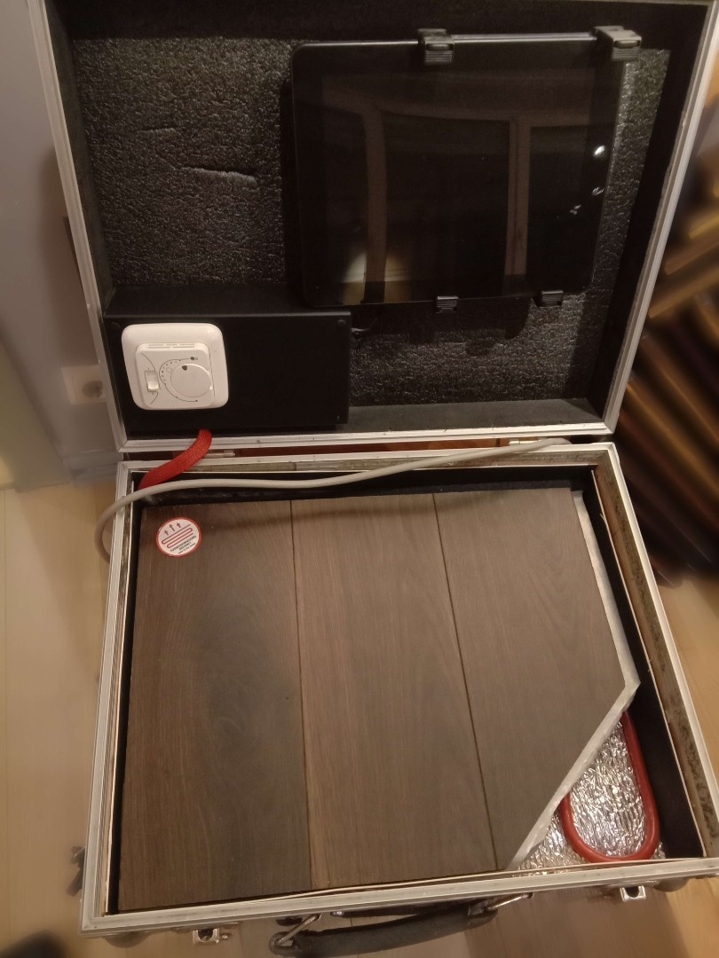 Тестовый стенд. Имитация теплого пола, в стяжке. (с массивной доской)