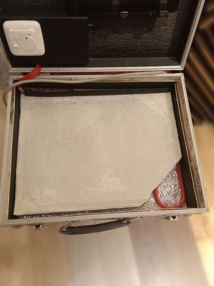 Тестовый стенд. Имитация теплого пола, в стяжке. (без массивной доски)